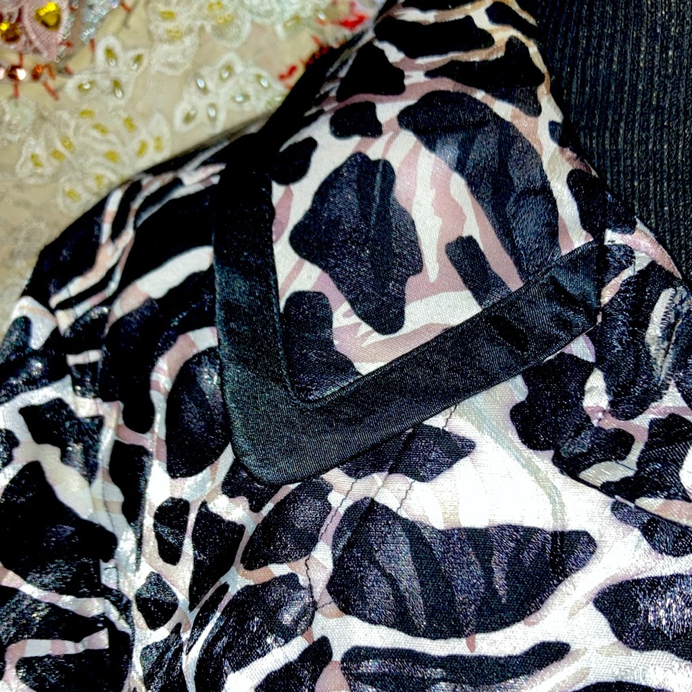 100% Polyester Jacket W/100% Polyester Lining 1 B… - image 3